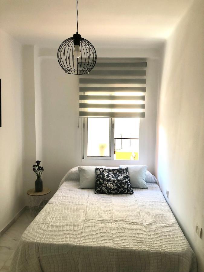 Apartamento En El Centro De Малага Екстериор снимка